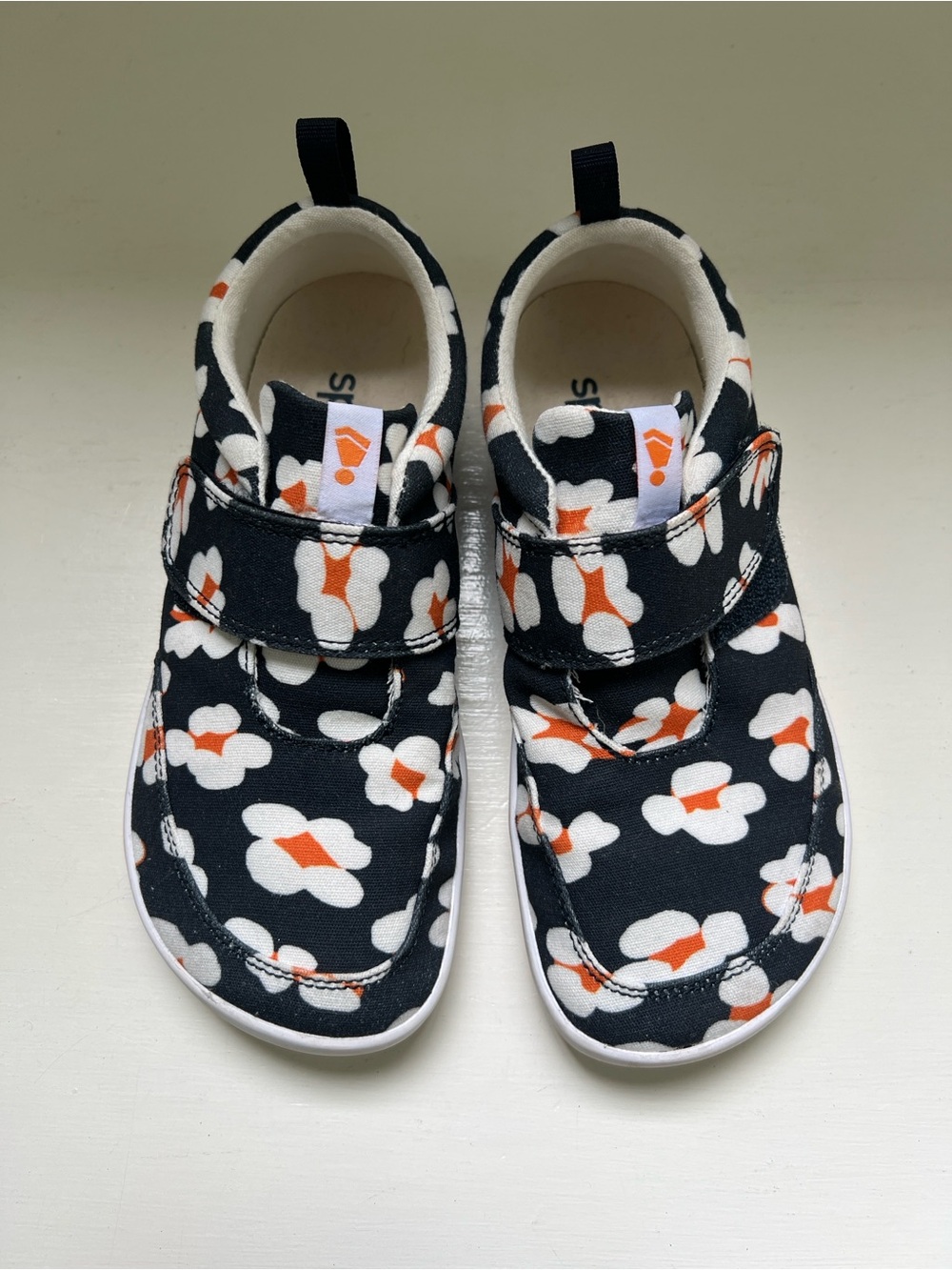 SPLAY EXPLORE 2.0 Daisy Velcro Canvas Floral Sneakers Size 3 - Picture 2 of 7